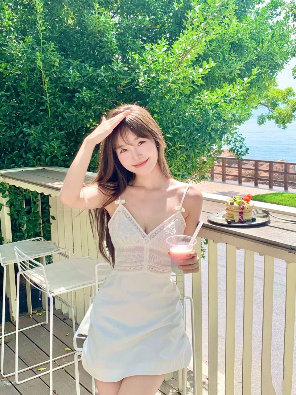 杭州外围学生妹 164/45 天然E 少女 巨乳 童颜巨乳相关配图