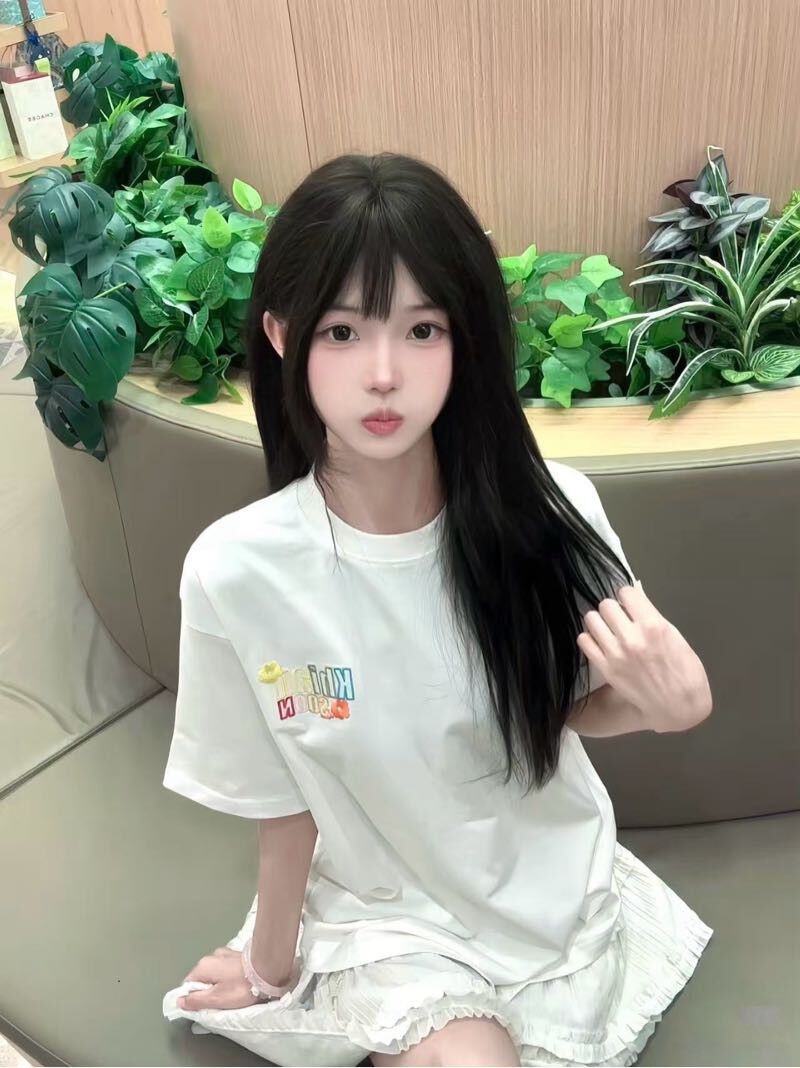 重庆外围学生妹 163/43 天然C 萝莉 白嫩 人美声甜相关配图
