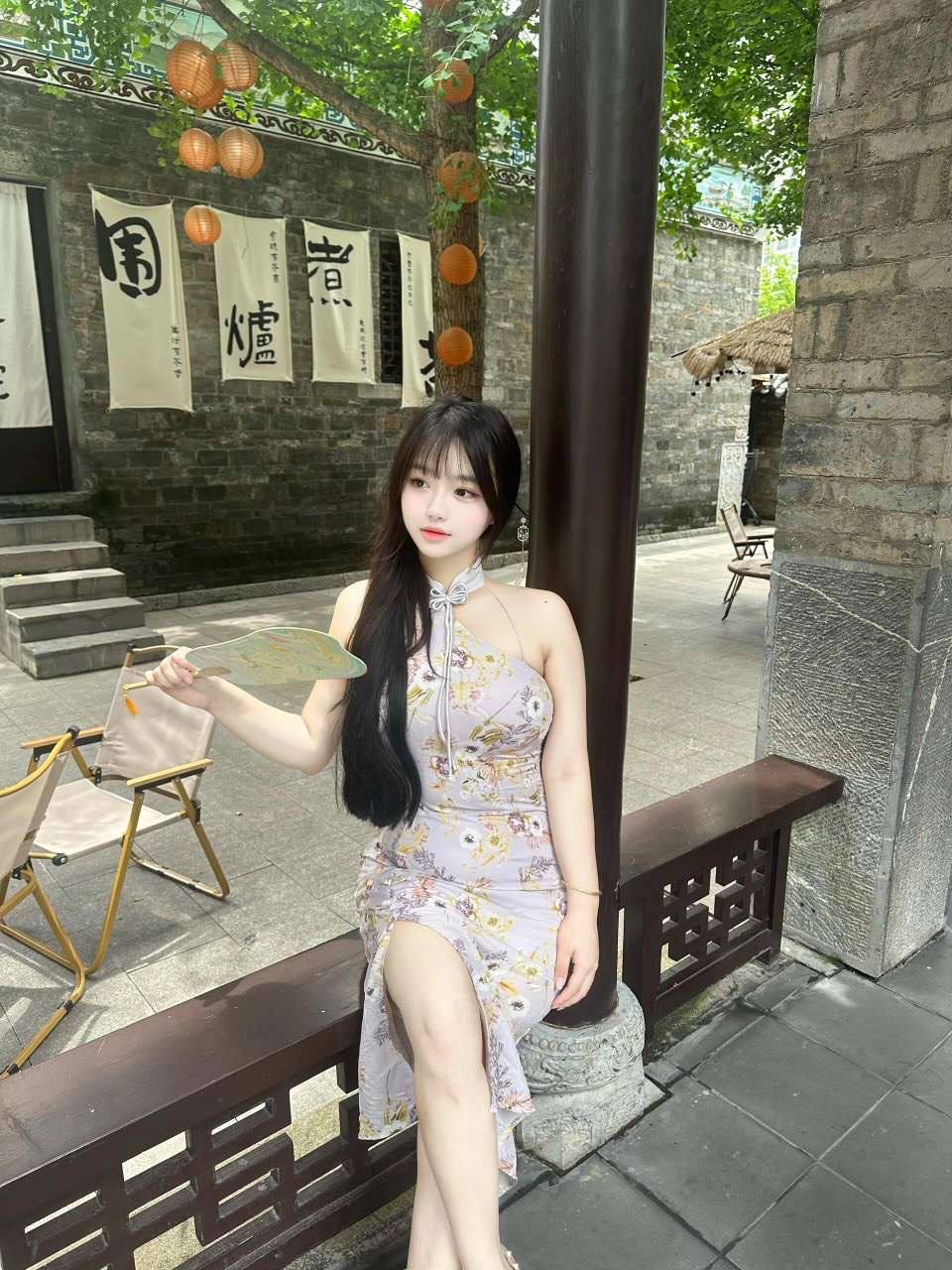 济南外围学生妹 168 天然D 纯欲 萝莉 可爱相关配图