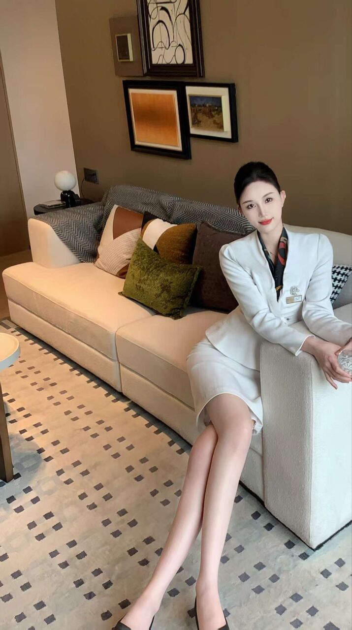 昆明外围制服 176 天然D 新人 气质 情趣相关配图
