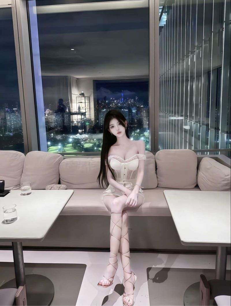 昆明外围学生妹 170/48 天然D 舞蹈生 纯欲 制服相关配图
