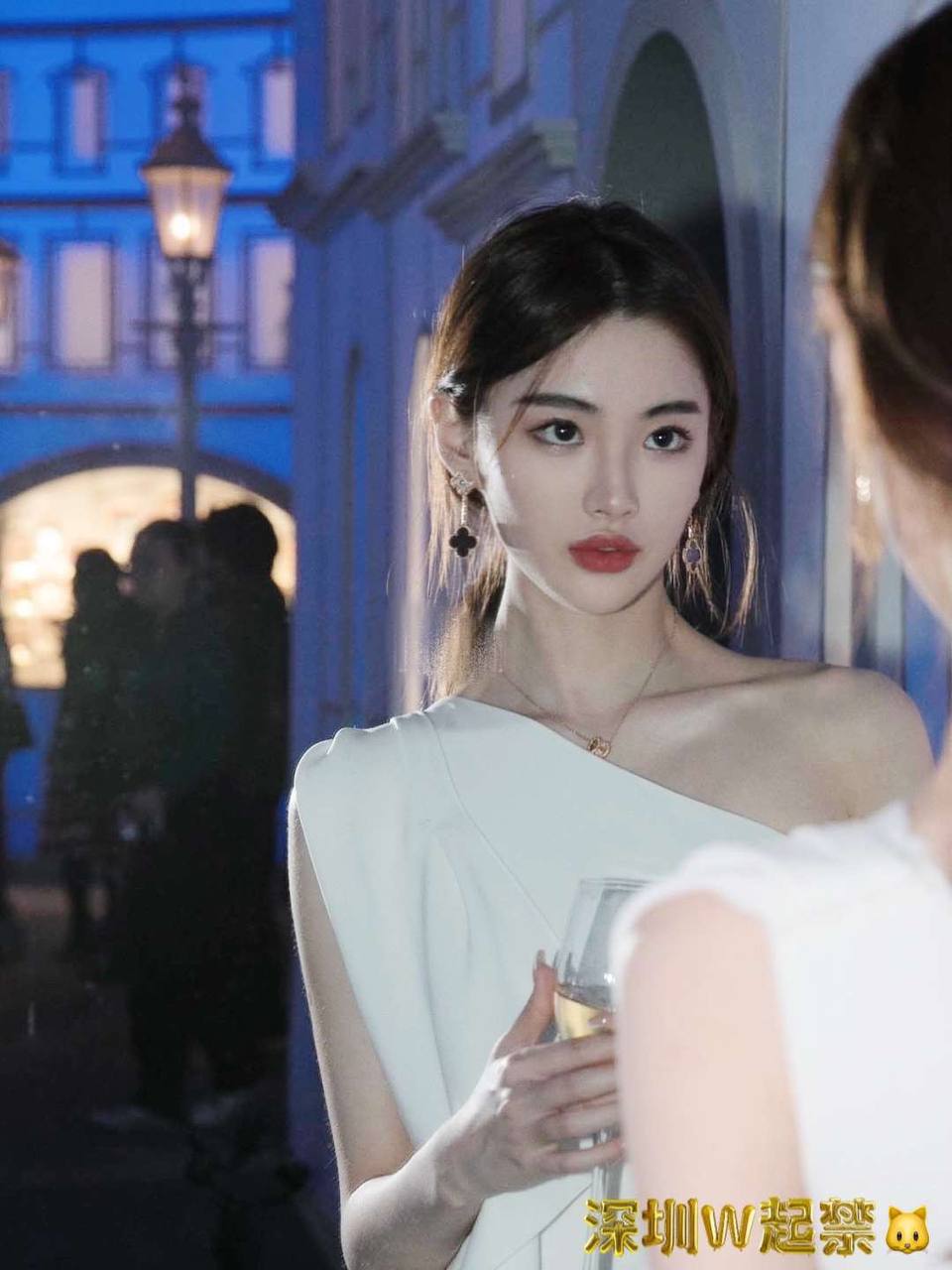 上海外围御姐 180 天然D 明星脸 超模 女神相关配图