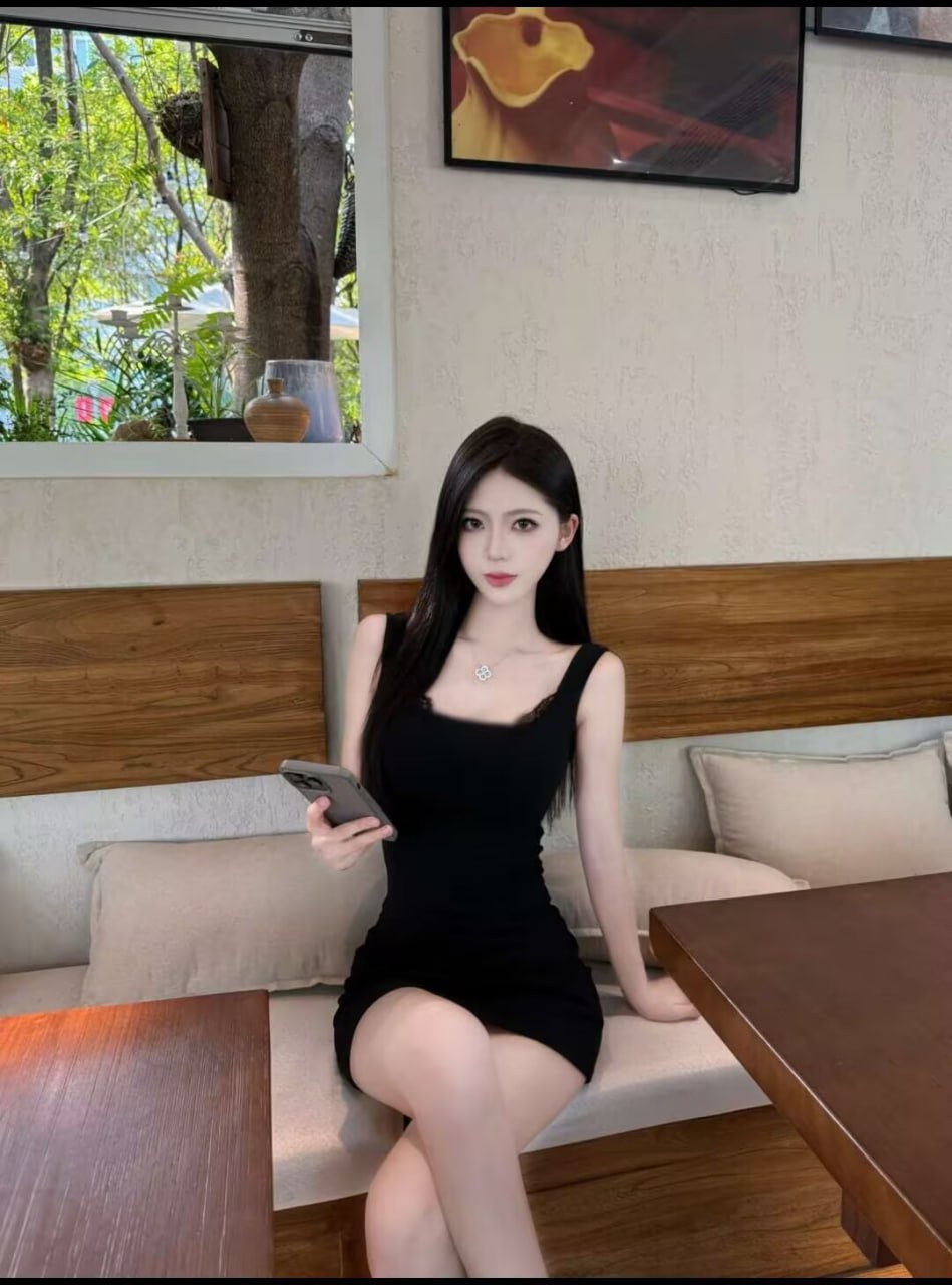 南宁外围纯欲 167/85 天然C 筷子腿 制服 精致相关配图