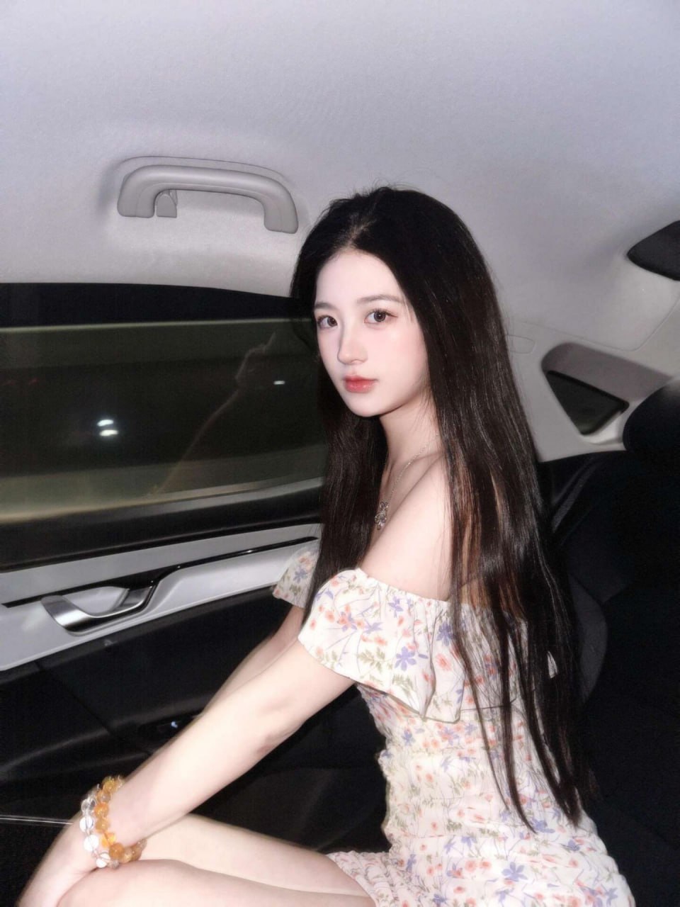 长春外围学生妹 172/47 天然D 御姐 筷子腿 新人