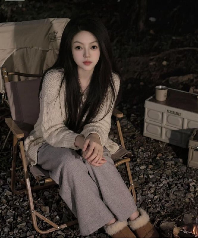 长春外围学生妹 166 天然D 御姐 女孩 嫩妹相关配图