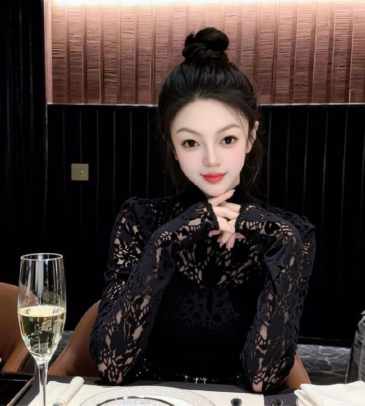长春外围学生妹 166 天然D 御姐 女孩 嫩妹相关配图