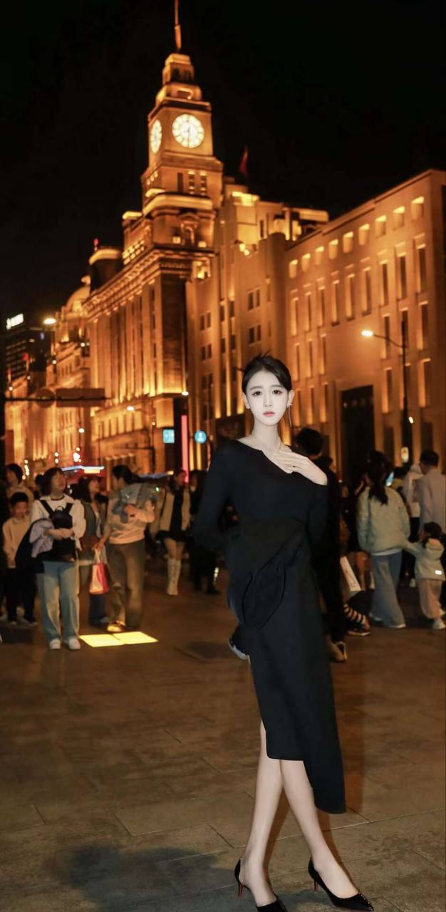 南昌外围05年初恋feel 178/51 天然C 兼职 大圈 初恋脸相关配图