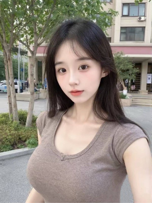 重庆｜05年 170cm 乖巧·筷子腿相关配图